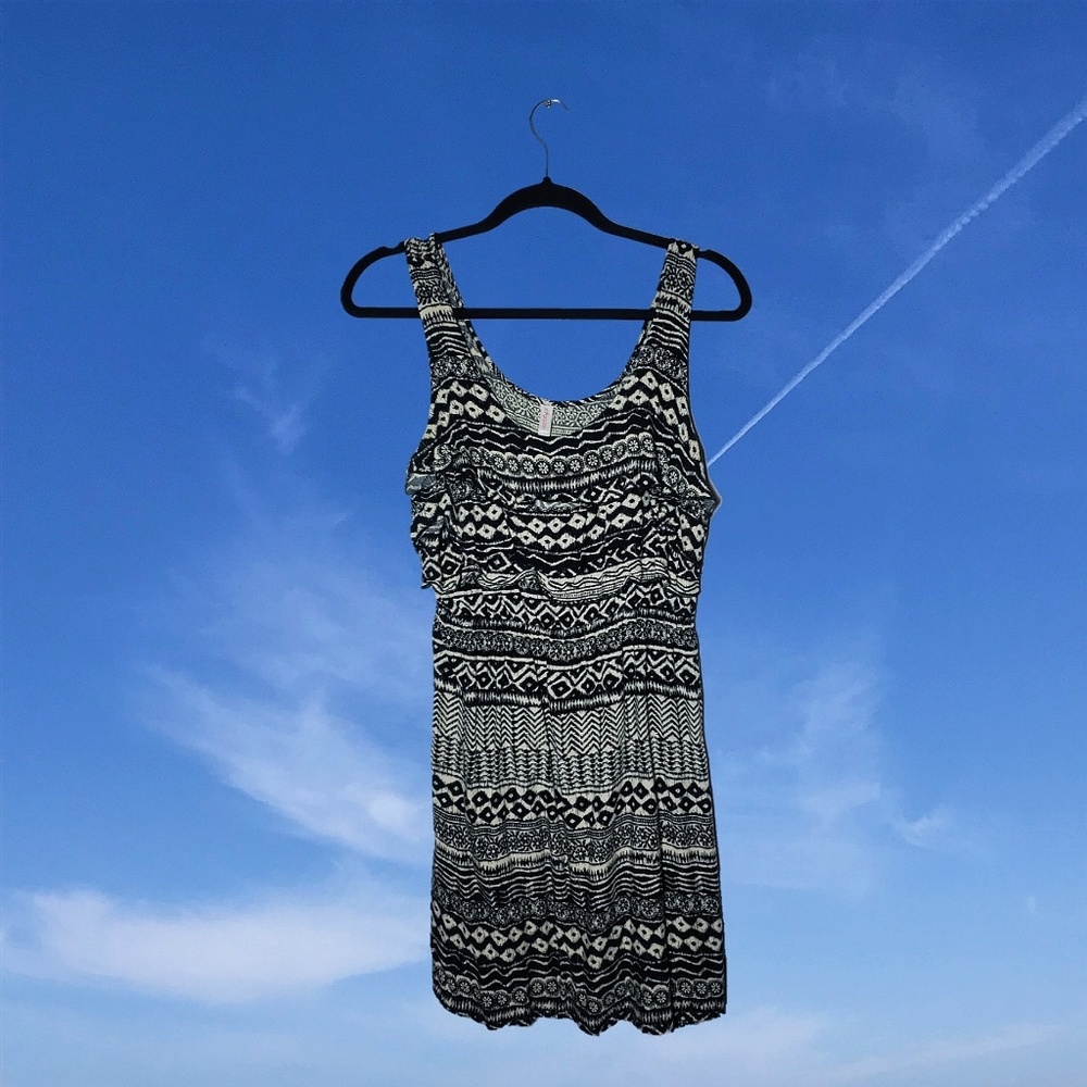 ☆ Black & white patterned dress ☆